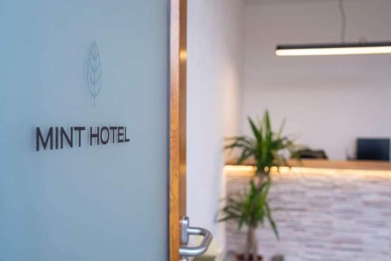 Mint Hotel Prizren Exterior foto
